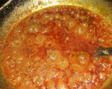A picture of step 2 of Matar paneer.