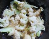 आलू गोभी की सब्जी (aloo gobi ki sabzi recipe in Hindi) रेसिपी चरण 1 फोटो