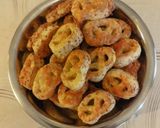 Sajtos perec recept fázis 5 fotója