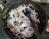 A picture of step 2 of Pepper mushroom.