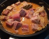 Foto del paso 5 de la receta: Dados de atún encebollado