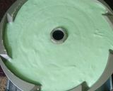 Foto langkah ke 3 dari resep Bolu pandan.