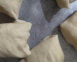 A picture of step 10 of Chicken bread and chicken buns.