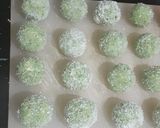 A picture of step 7 of Chocolate paan balls.
