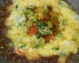 Foto langkah ke 4 dari resep Telur Dadar Mayonnaise Ala Malaysia.