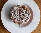 Foto del paso 13 de la receta: Bizcocho de nueces con cobertura de crema y manzana sin gluten