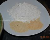 A picture of step 2 of Deep Fried Tomato گوجه فرنگی سرخ شده.