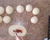 Foto del paso 3 de la receta: Bollos caseros de leche rellenos con chocolate súper ricos