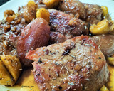 Foto del paso 9 de la receta: Solomillo con chalotas y castañas en salsa de cerveza y miel