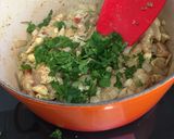 Foto del paso 2 de la receta: Curry de pollo rápido y sencillo con anacardos, leche de coco y
