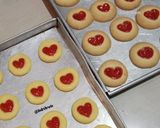 Foto langkah ke 4 dari resep Love Cookies.