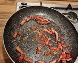 A picture of step 2 of Spaghetti Carbonara.
