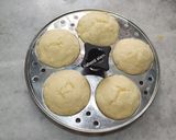 A picture of step 7 of Radish Rava Idli.