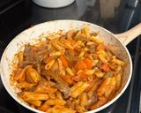 A picture of step 4 of Vietnamese Macaroni Beef Stir Fry (Nui Xào Bò).