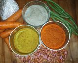 Foto langkah ke 4 dari resep Bumbu dasar putih.