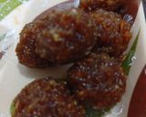 Foto langkah ke 3 dari resep Khanom Tom (Bola ketan ala Thailand).