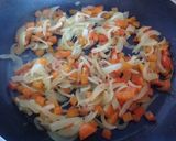 Foto del passaggio 1 della ricetta Torta salata di patate golosa