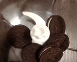 Hình bước làm 1 của món Kem Oreo dẻo mịn