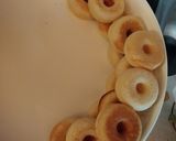 Foto del paso 3 de la receta: Mini donitas glaseadas con harina de hotcakes en máquina 🥯