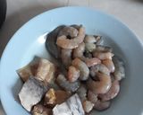 Foto langkah ke 1 dari resep Ikan Asin,Udang,Pete,Cabe Hijau.