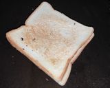 Foto langkah ke 3 dari resep Sarapan Praktis dengan Choco Cheese Grilled Sandwich.