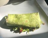 A picture of step 3 of Tuna Spinach Wrap.