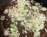 Foto del paso 2 de la receta: Mollejas (Sweetbread) al verdeo