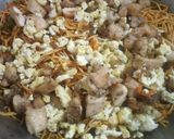 মিক্সড চাউমিন (Mixed chow mein recipe in Bengali) রেসিপি ধাপ - 3 ছবি