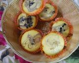 A picture of step 7 of Marble cupcakes 🧁 😋.
