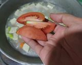 Foto langkah ke 4 dari resep Sup ayam tahu gurih.