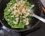 A picture of step 1 of Gawar aur aloo ki sabji.