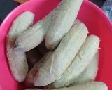 Foto langkah ke 1 dari resep Es Pisang Ijo Khas Makassar.