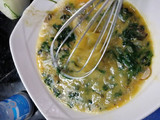 Omelette de huevos con champiñones
