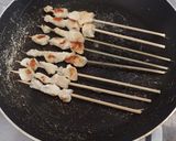 Foto langkah ke 4 dari resep Sate taichan goreng.