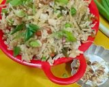A picture of step 6 of Burnt garlic fried rice.
