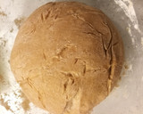 Foto del paso 1 de la receta: Calzone de jamón y queso al pesto