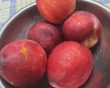 Foto del paso 1 de la receta: Pote con pelones, fruta de estación muy rica