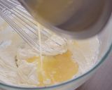 A picture of step 7 of Cream Cheese Topped Strawberry Muffin.