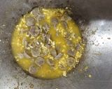 Foto langkah ke 2 dari resep Mie Kuning Basah Goreng.