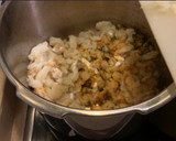Foto del paso 2 de la receta: Garbanzos, bacalao y calabacín | ¡Y huevo duro!