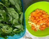 Foto langkah ke 1 dari resep Bobor bayam.