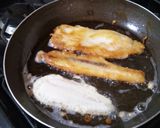 Foto del paso 2 de la receta: Pescado capeado