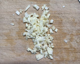 Foto del paso 1 de la receta: Tortilla de espinacas y champiñones