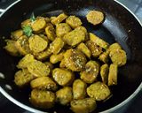 A picture of step 6 of Oats Dudhi Muthia.
