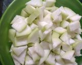खड़े मसाले की क्रीमी लौकी रेसिपी चरण 1 फोटो