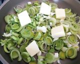 Foto del paso 1 de la receta: Quiche de salmón y puerros