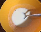 A picture of step 1 of Orange Kheer/ Kheer Kamola.