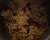 A picture of step 3 of Til ke laddoo.
