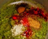 A picture of step 3 of French beans gravy.