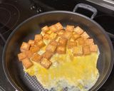 香煎滑蛋豆腐的食譜步驟3照片